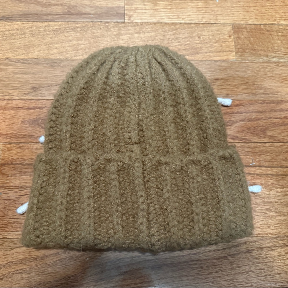 Urban Outfitters Brown Knit Hat with White Bows - Picture 2 of 3